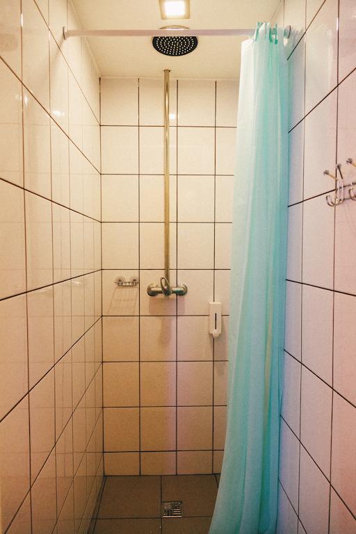 Elementary Hostel 敖德萨 外观 照片